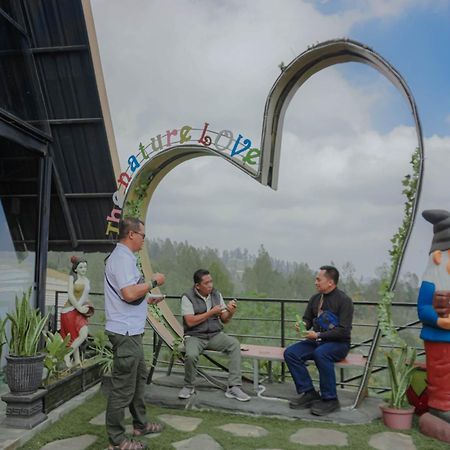 Hotel Nature Bromo And Resort Пасуруан Экстерьер фото