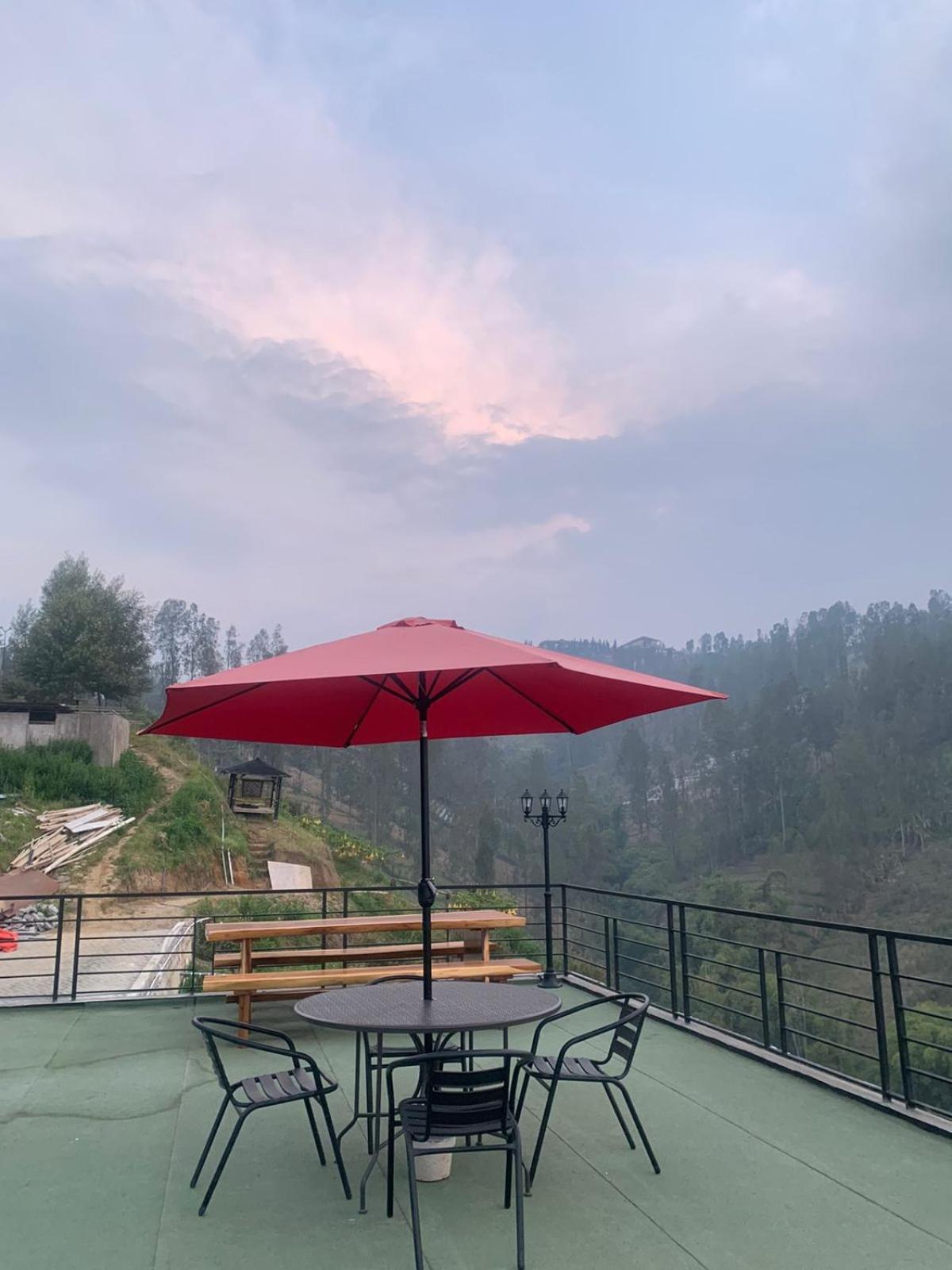 Hotel Nature Bromo And Resort Пасуруан Экстерьер фото